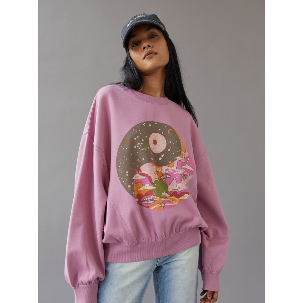 Ying Yang Crewneck